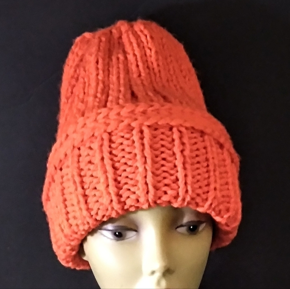 NWT Artisanal Unisex Beanie From The BoKnitArt Collection. - Picture 3 of 6